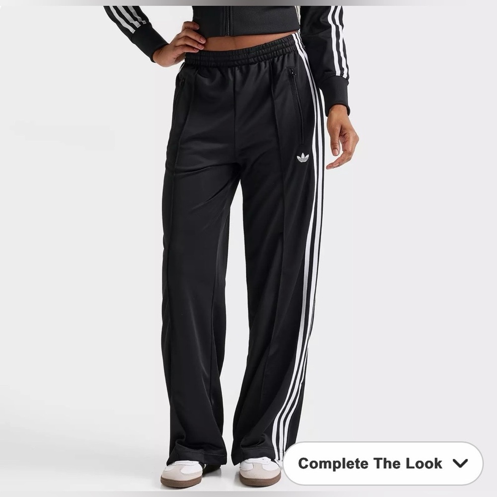Adidas women’s originals adicolor 3 stripes loose track pants size S